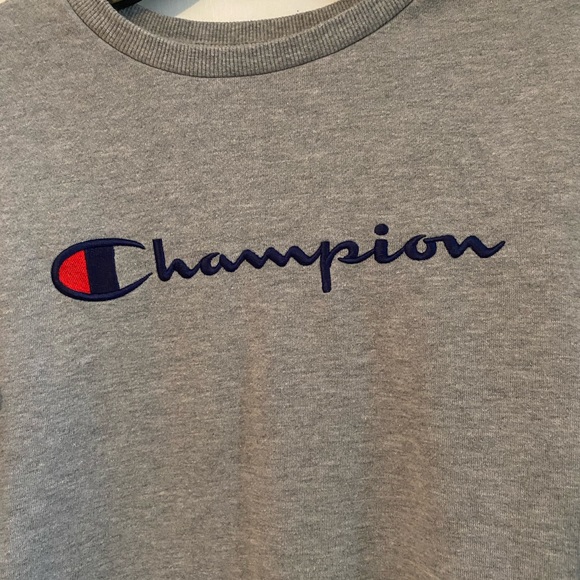 Champion Girls Crewneck Grey Sweatshirt - Picture 2 of 9